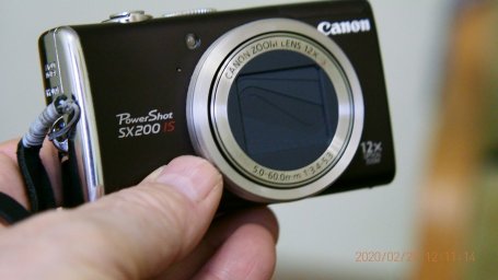 фотоаппарат компактный Canon PowerShot SX200 IS   Япония