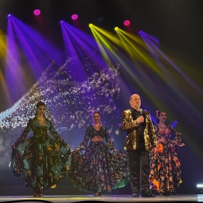 Зимний вечер музыки и искренних чувств с Виктором Трегубовым и программой ВРЕМЯ ЗОЛОТО стал значимым событием декабря