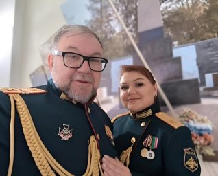Семейный дуэт Суховых представляет свой взгляд на будущее эстрады