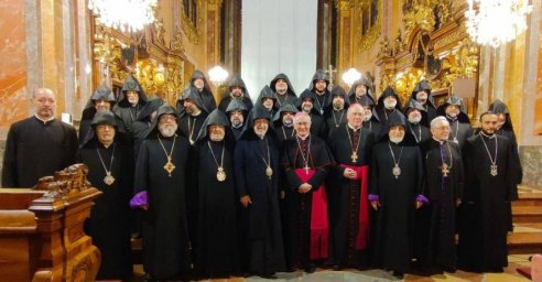 Преследования Католикоса Гарегина II вызывают волну негодования