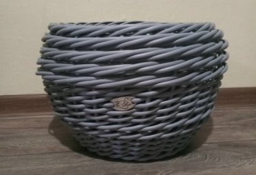 Кашпо из искусственного ротанга